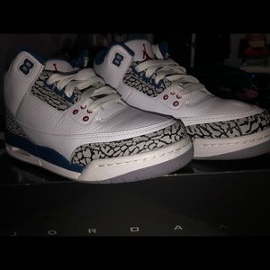 Air Jordan 3 retro. True blues.